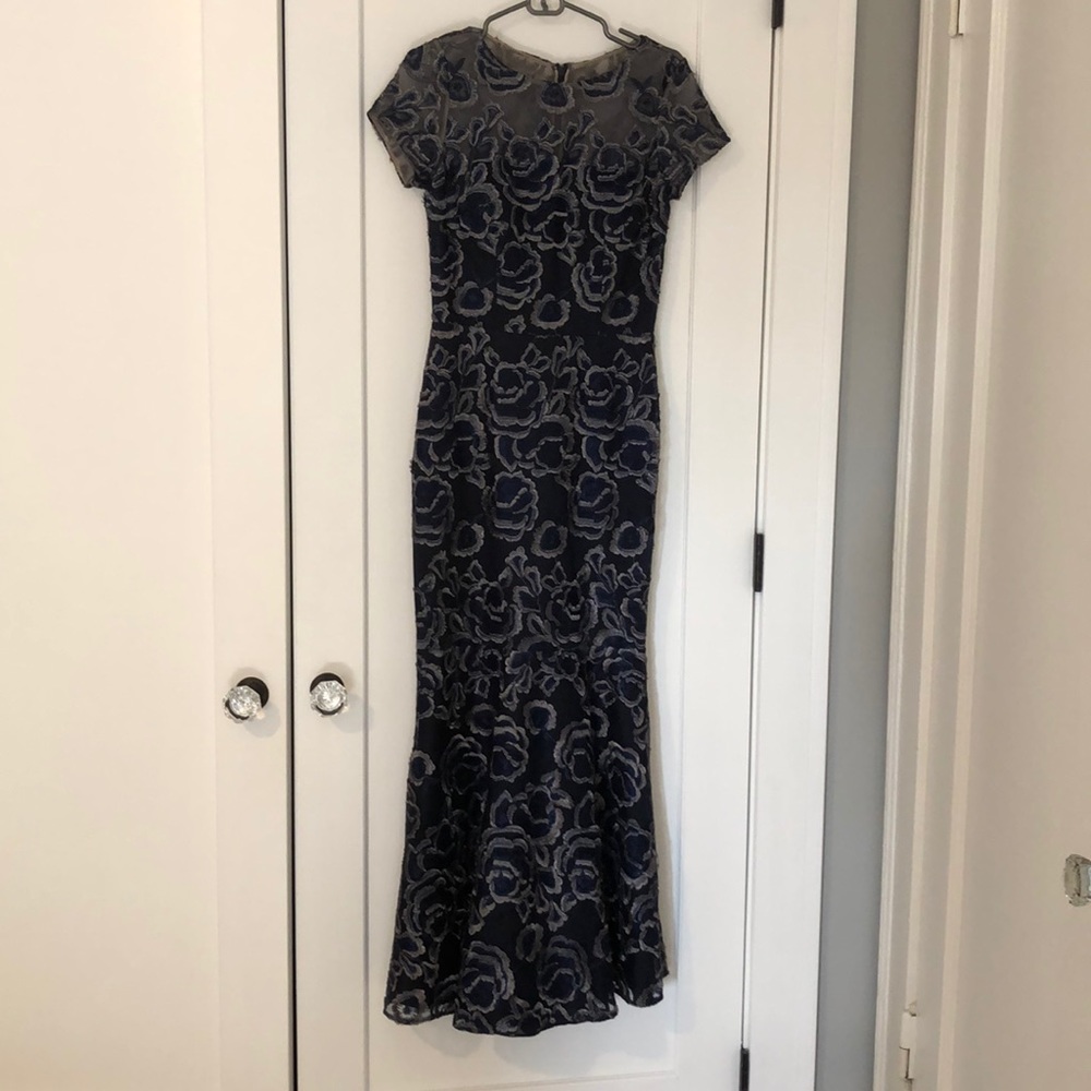 Navy/blue David Meister gown